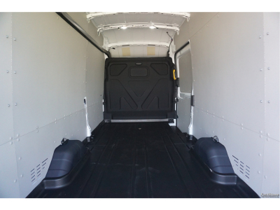 45143311-ford-transit-8