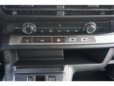 45733924-citroen-jumpy-14