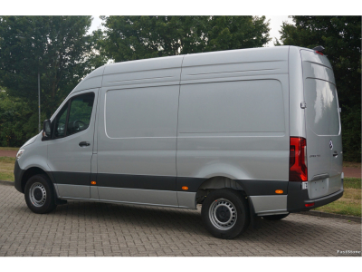 46275889-mercedes-benz-sprinter-3