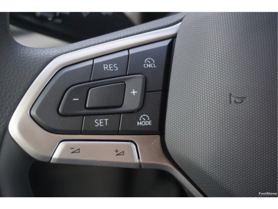 47068514-volkswagen-crafter-15