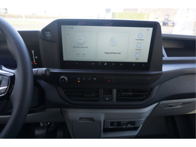 47089104-ford-transit-custom-10