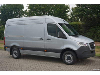 47569390-mercedes-benz-sprinter-6