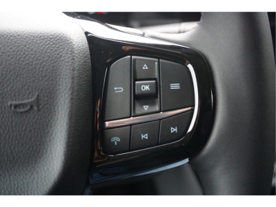 47964539-ford-transit-custom-18