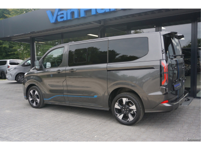 47964539-ford-transit-custom-3