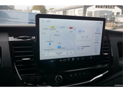 48400684-ford-transit-11