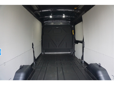 48852981-ford-transit-16