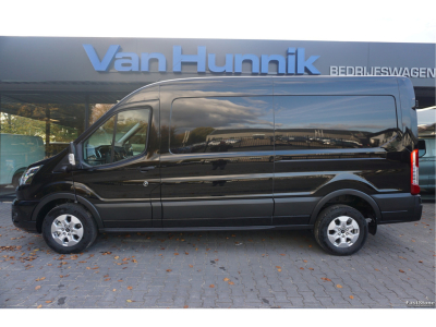 48853011-ford-transit-2