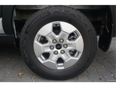 48909966-ford-transit-16