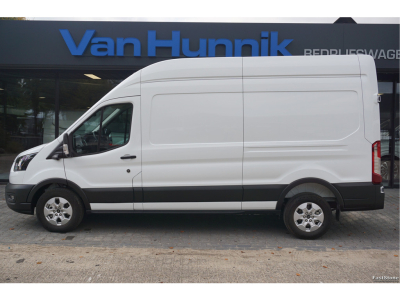 48948063-ford-transit-2