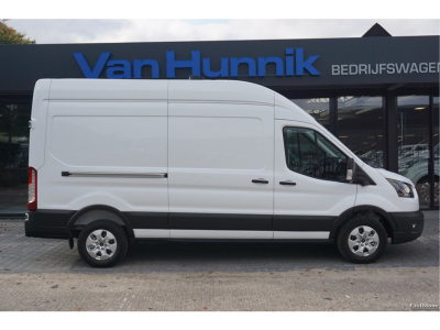 48948104-ford-transit-5