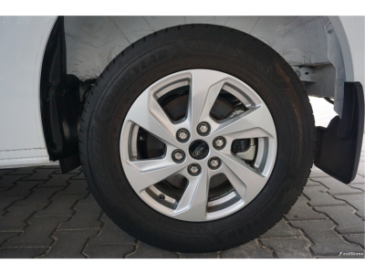 49338916-ford-transit-custom-14