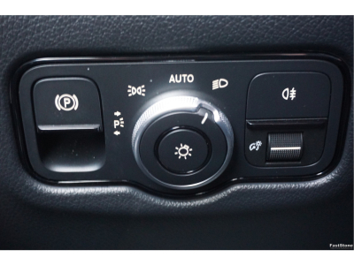 49980848-mercedes-benz-vito-19