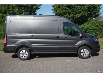 50187980-ford-transit-5
