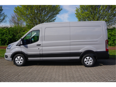 50188070-ford-transit-2