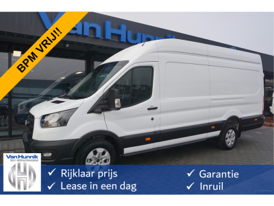 50189006-ford-transit-1