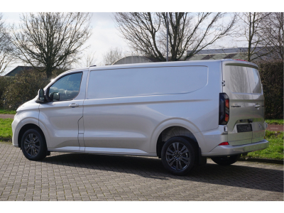 50189958-ford-transit-custom-3