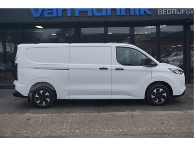 50654097-ford-transit-custom-5