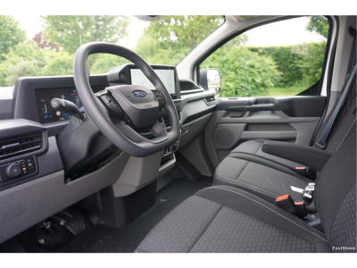 50985807-ford-e-transit-custom-3