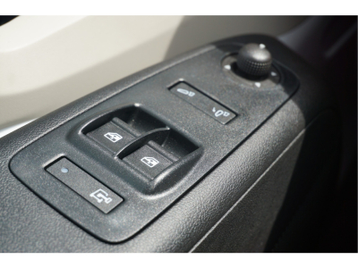 51024027-citroen-jumper-17