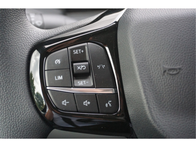 51246546-ford-transit-custom-14