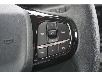 51246546-ford-transit-custom-15