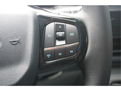 51533529-ford-transit-custom-22