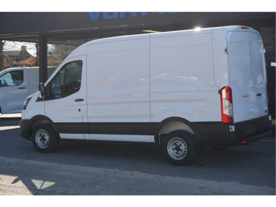 52166781-ford-transit-3