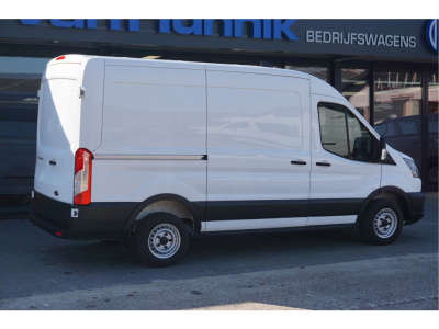 52166781-ford-transit-4