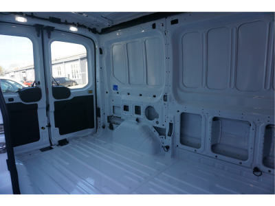 52167340-ford-transit-8