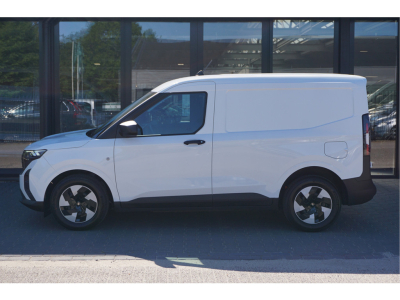 53308723-ford-transit-courier-2