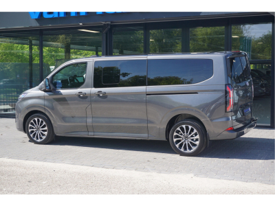 53908858-ford-transit-custom-3