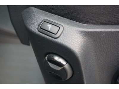 53985081-volkswagen-crafter-13