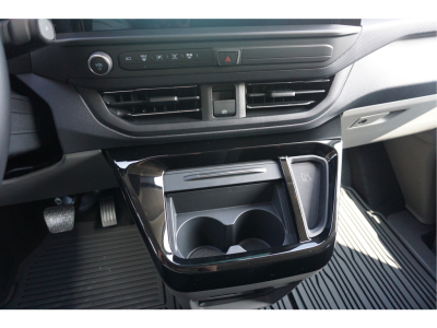 54934630-ford-transit-custom-12
