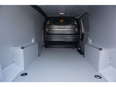 54985817-opel-vivaro-5