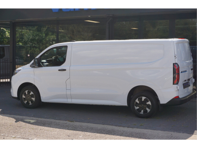 55750912-ford-e-transit-custom-3