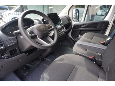 57089027-citroen-jumper-10