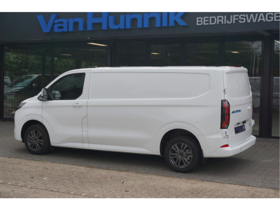 57122061-ford-transit-custom-3