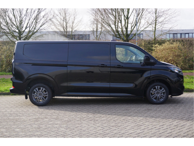 57122631-ford-transit-custom-5