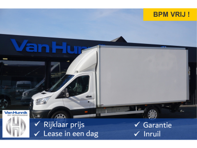 57149062-ford-transit-1