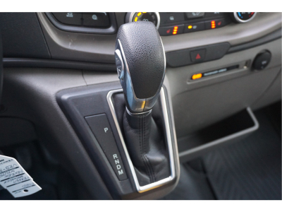 57149062-ford-transit-15