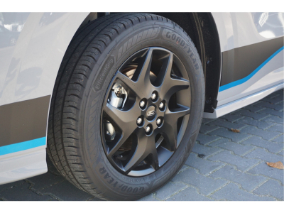 57318184-ford-e-transit-custom-9