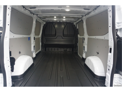57540931-ford-transit-custom-7