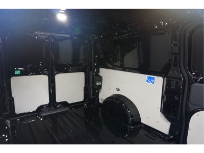 57591333-ford-e-transit-custom-11